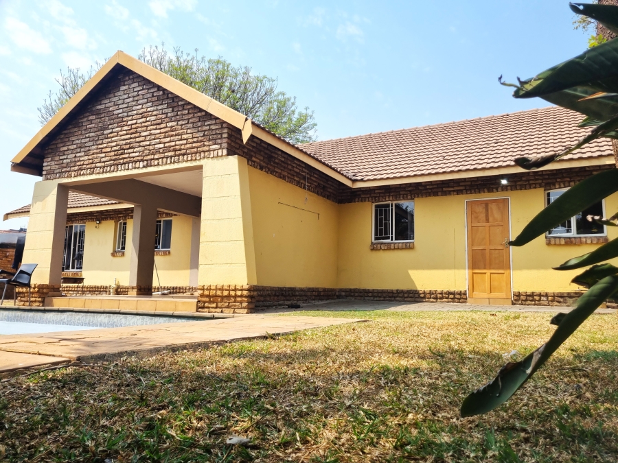 3 Bedroom Property for Sale in Waterval East North West